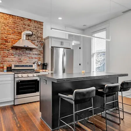 Charming Home Steps From Louisville Best Spots